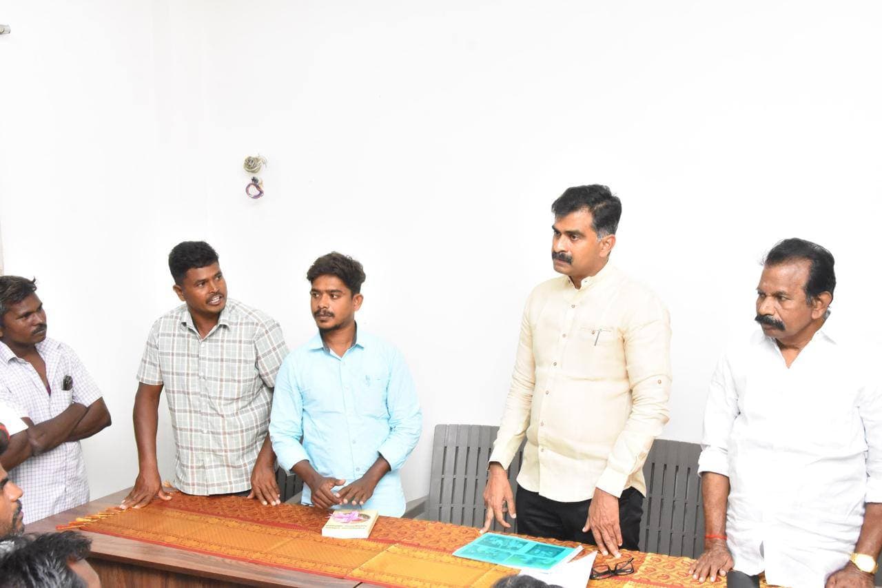 விடுபட்ட கேங்மேன் நியமனத்திற்காக தொடரும் துரை வைகோவின் போராட்டம்